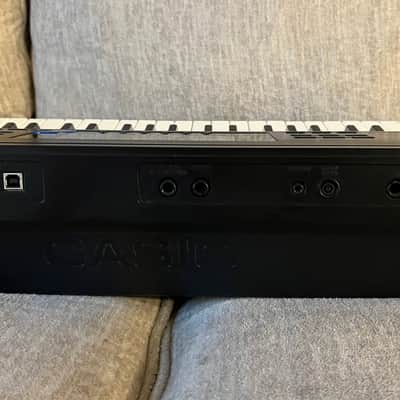Casio WK-6000 76-Key Portable Workstation Keyboard (with cracked corner) image 7