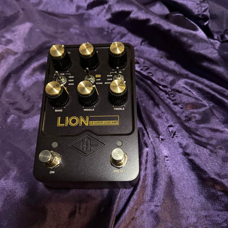 Universal Audio UAFX Lion ’68 Super Lead Amp Pedal – Excellent Condition with Original Box & Documentation