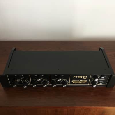 LEGENDARY MOOG MKPE 3 BAND PARAMETRIC EQUALIZER (1978) / PRO SERVICED / MICHAEL BRAUER FAVORITE / VOLTAGE SELECTOR / MICHAEL BRAUER & PRINCE image 3