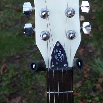 First Act volkswagon electric guitar  white image 2