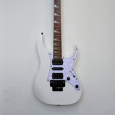 Ibanez RG450DXB-WH Standard - Jatoba Fretboard - 2018 - Present - White image 1