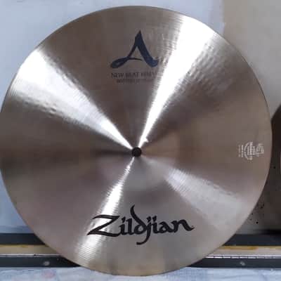 Zildjian 14" A Series New Beat Hi-Hat Cymbals (Pair) 2013 - Present - Traditional image 4