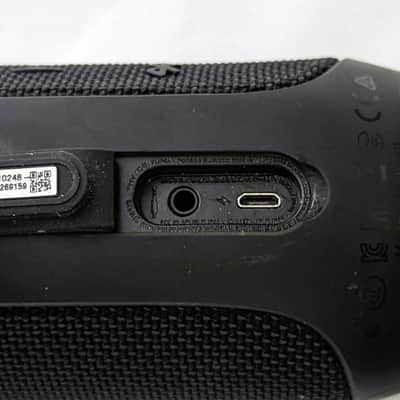 JBL FLIP4BLK Flip 4 Splashproof Portable Bluetooth Speaker image 7