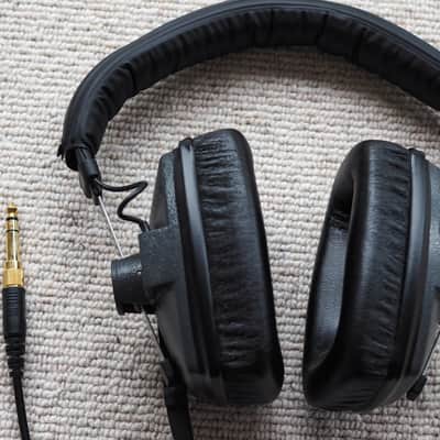 Beyerdynamic DT 150 image 2