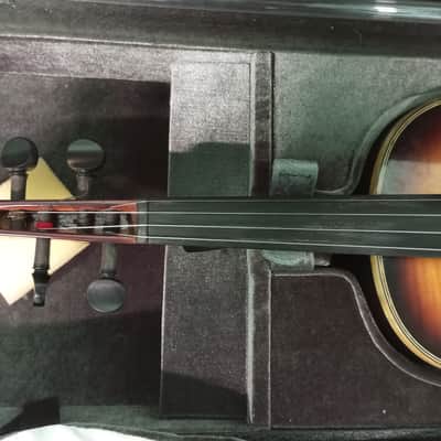 Fender FV-3 DLX - Sunburst image 2