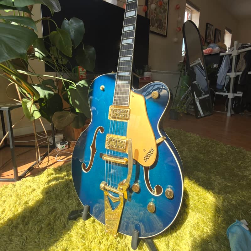 Gretsch G6120