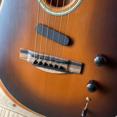 Used Fender American Acoustasonic Telecaster - Sunburst image 3