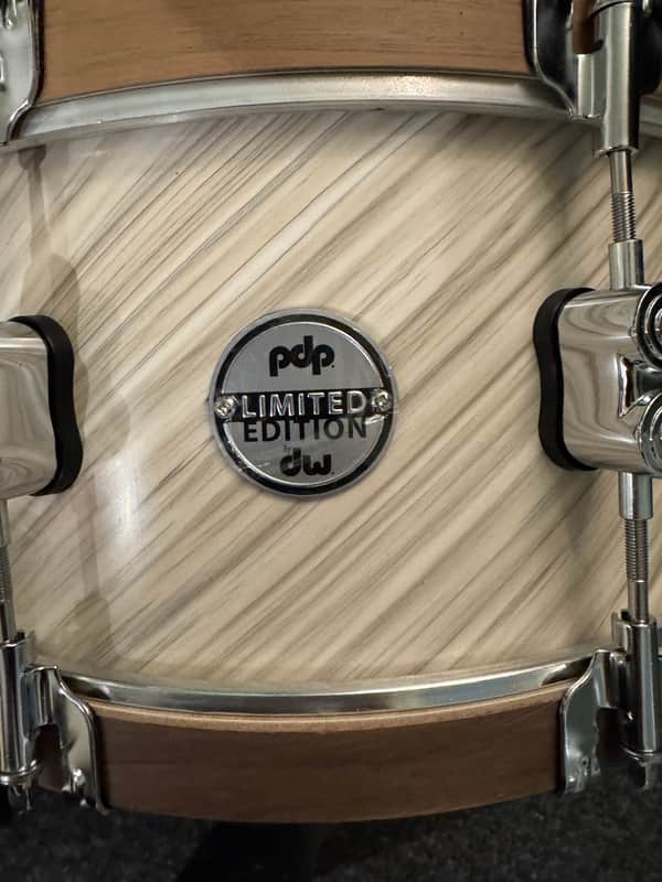 PDP DW PDP 14"x6,5" Concept Classic limited Snare Drum 2021 - Twisted Ivory image 1