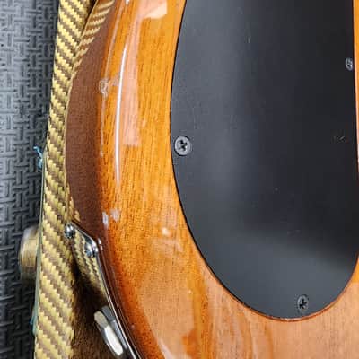 Carvin CT6 Beautiful Quilt Honey Burst image 21