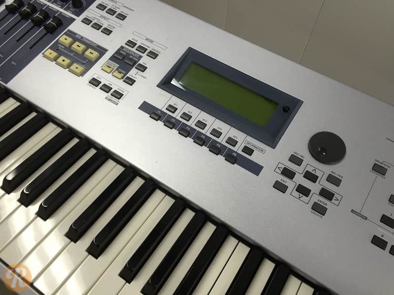 Yamaha Motif ES 8 image 5