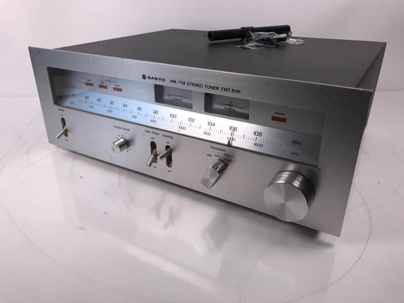 SANYO FMT 611K Vintage AM/FM Stereo Tuner image 1