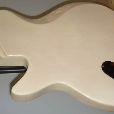 Eastman Juliet Solidbody Electric Guitar with Gig Bag 2024 - Pomona Blonde image 7