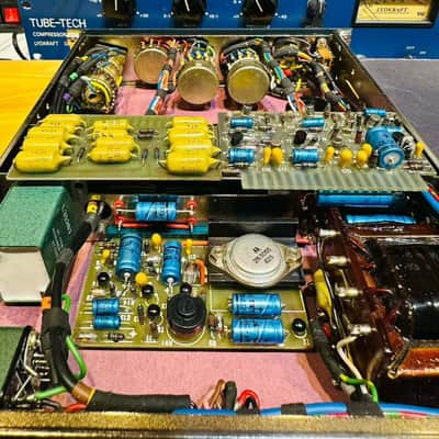 Neve 1073 Mic / Line Input Module with 3-Band EQ 1970s - RAF Blue Grey image 9