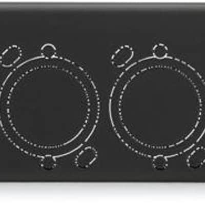 Middle Atlantic Products UNI-1 Universal Knockout Panel - 1 Rack Space (3-pack) Bundle image 1