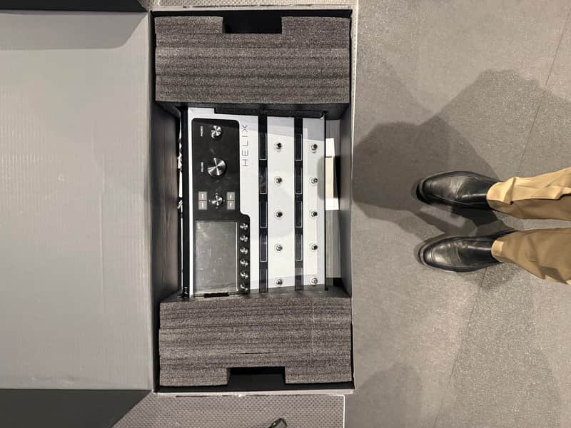 Line 6 Helix Floor Limited Edition 2019 - Space Gray image 1