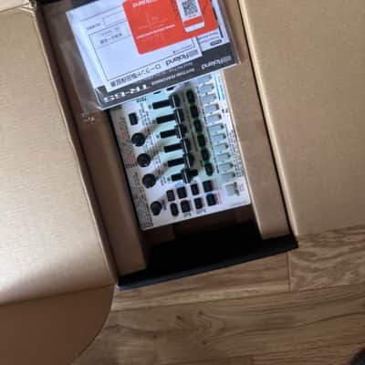 LNIB Roland TR-6S w/ over synth.com overlay , works perfect image 9