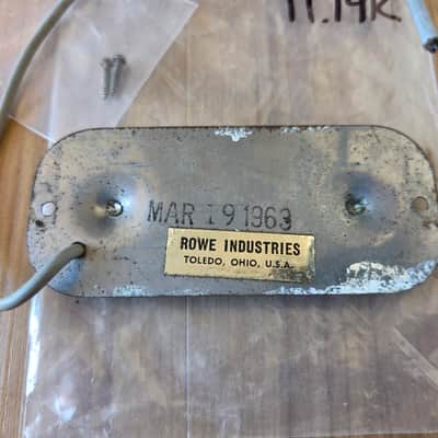 Vintage 1963 DeArmond Rowe Gold Foil Electric Guitar Pickup! image 3