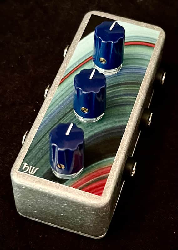 Saturnworks Triple 3 Dying Battery Simulator Voltage Sag Pedal with Lumberg Jacks - Handmade in California image 1