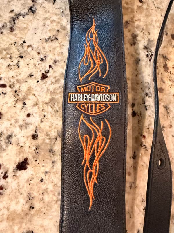 Harley Davidson Leather guitar strap - Black image 1