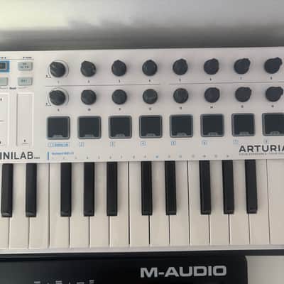 Arturia Minilab MKII 25 key
