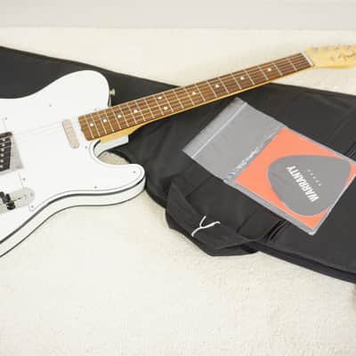 Immagine Fender FSR Traditional II 60s Telecaster Custom RW 2025 Olympic White w/ Black Binding MIJ - 16