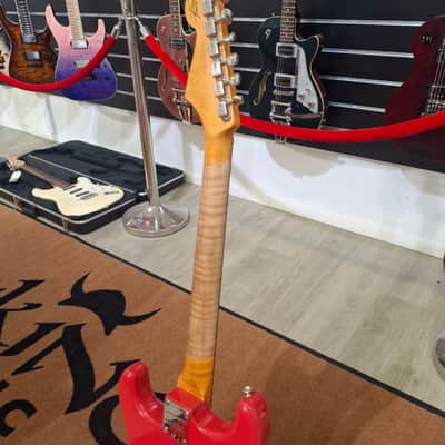 Fender Custom Shop Limited Edition `63 Stratocaster Journeyman/Closet classic/ Aged Fiesta Red (***Secondhand***) image 6