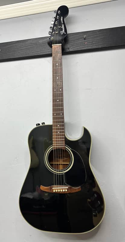 Fender La Brea