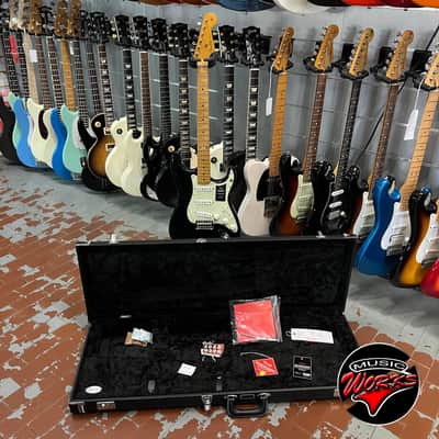 Fender Vintera Ii Limited Road Worn Stratocaster Black image 8