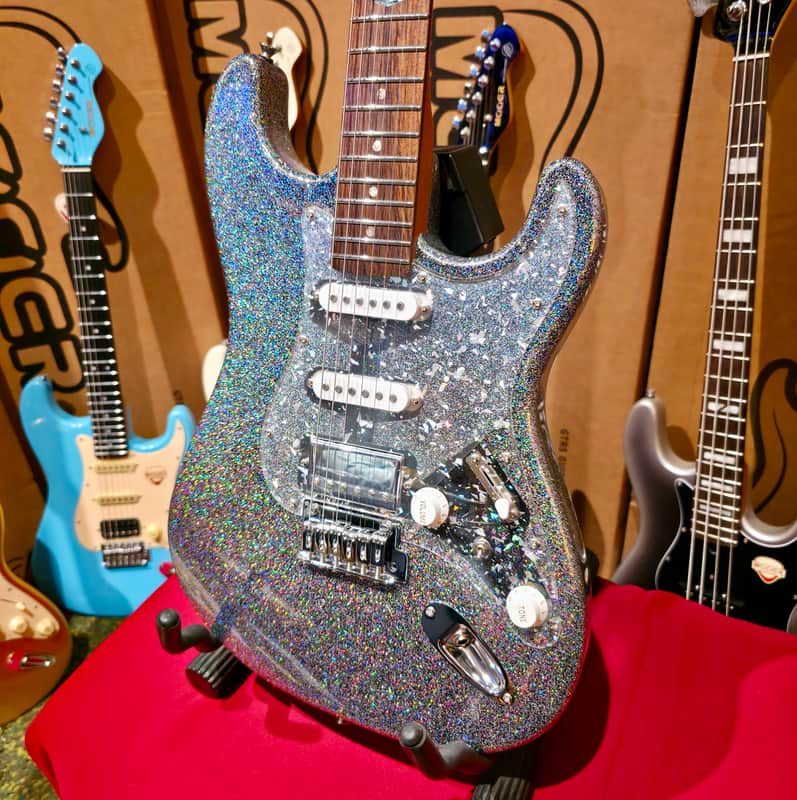Mooer Guitars MSC50 PRO with Original Bag 2025 - MAGIC CRYSTAL Bild 1