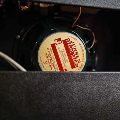 1974 Fender Deluxe Reverb Combo image 5