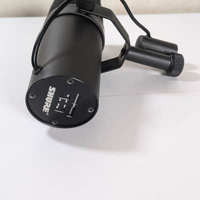 Authentic Shure SM7B Dynamic Microphone Cardiod Black Complete with Accessories image 12