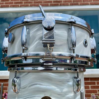1960s Gretsch Name Band 5.5x14 Snare Silver (White) Satin Flame image 3