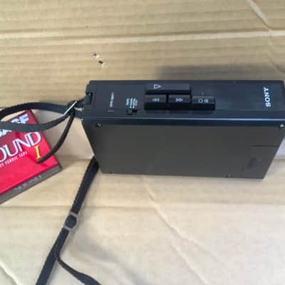 Sony Walkman Made in Japan vintage cassette and radio WM F 22 image 3