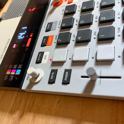 Teenage Engineering EP–133 K.O. II 2023 - Present - Grey image 4