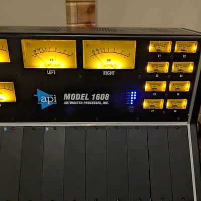 API 1608 - 16 Channel Console image 5