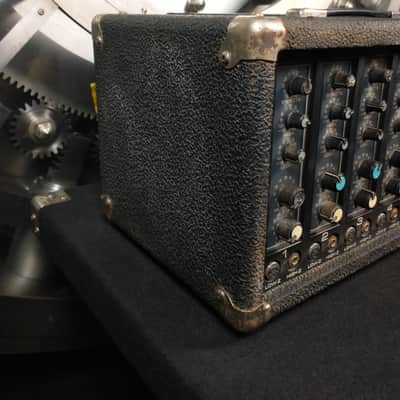 Peavey XR-600B Mixer Amp image 4