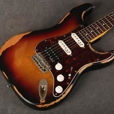 Vintage V6H ICON Electric Guitar - Distressed Tobacco Sunburst - 2nd Hand (166210) image 11