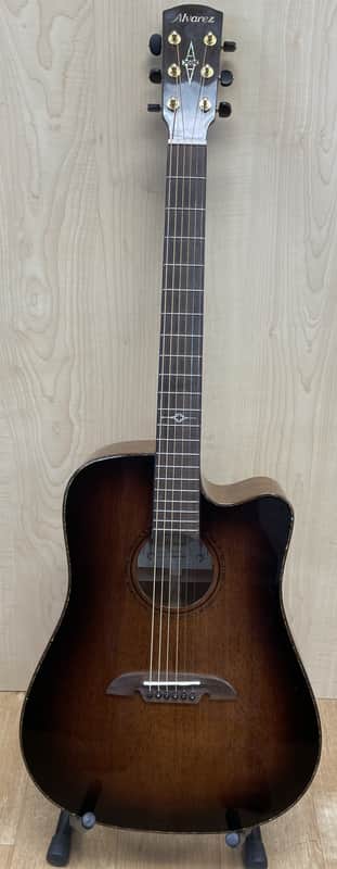 Alvarez MDA66CESHB Masterworks Cutaway Dreadnought with Electronics 2010s - Shadowburst