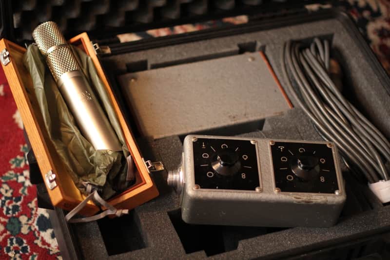AKG C 24 Stereo Large Diaphragm Tube Condenser Microphone image 3