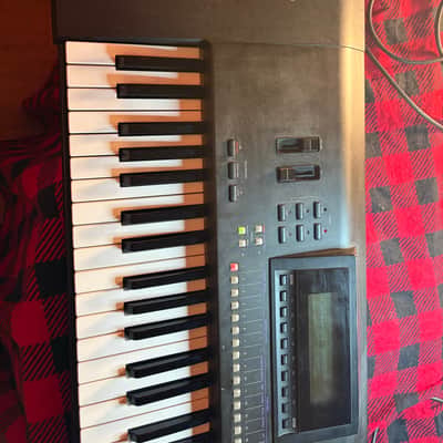 Yamaha W7 Synthesizer 1994 - Black image 2