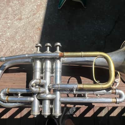 Conn “Conqueror” Cornet – C.G. Conn Elkhart IN – Silver Plate – Serial #109438 – ca. 1908 – Complete with Original Case & Mouthpiece image 9