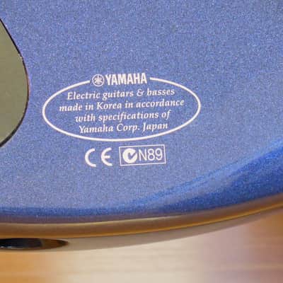 Yamaha AES720 BLACK/BLUE image 9