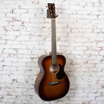 Martin - Manchester Music Mill 20th Anniversary Commemorative Edition Custom Shop 00-Size 14-Fret Style 18 - Acoustic Guitar - Deep Body European Spruce/Mahogany - Ambertone - w/ Hardshell Case image 4