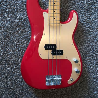 2022 Fender Vintera Classic Series   '50s  Precision  electric   Bass  guitar image 3