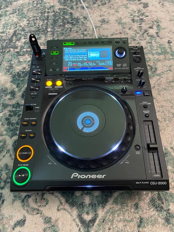 Pioneer CDJ-2000 2000s - Black image 1