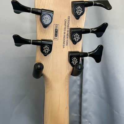Spector Performer 5 String Bass - White image 6