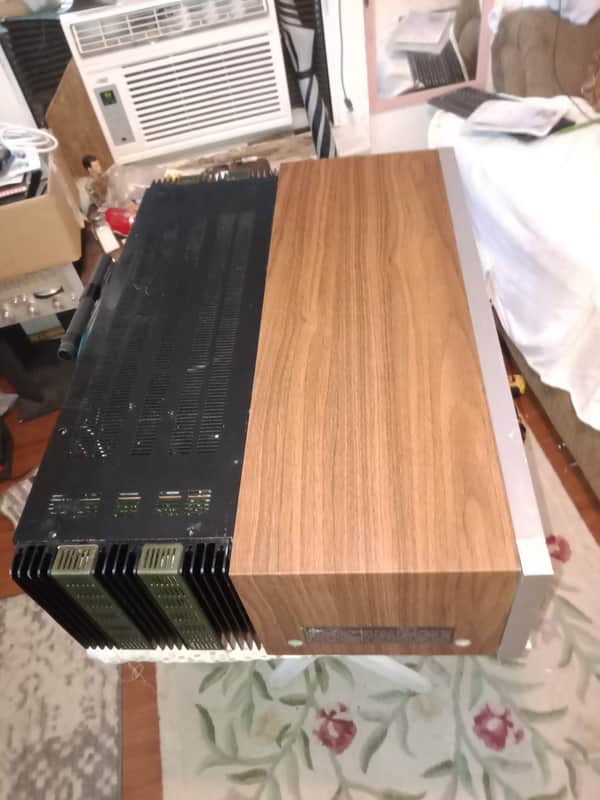 Hitachi SR 2004 G series 1979 - silver / walnut veneer image 1