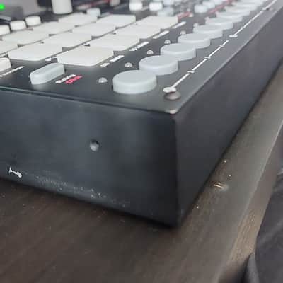 Elektron Analog Rytm Drum Machine image 3