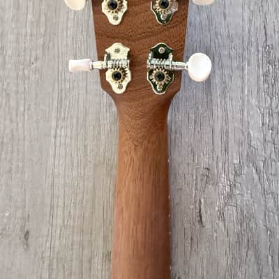 Martin T1K Koa Tenor Ukulele 2012 - 2019 - Natural image 4