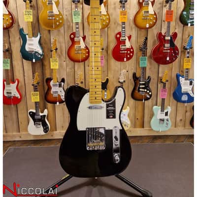 Fender American Professional II Telecaster Maple Fingerboard, Black image 2